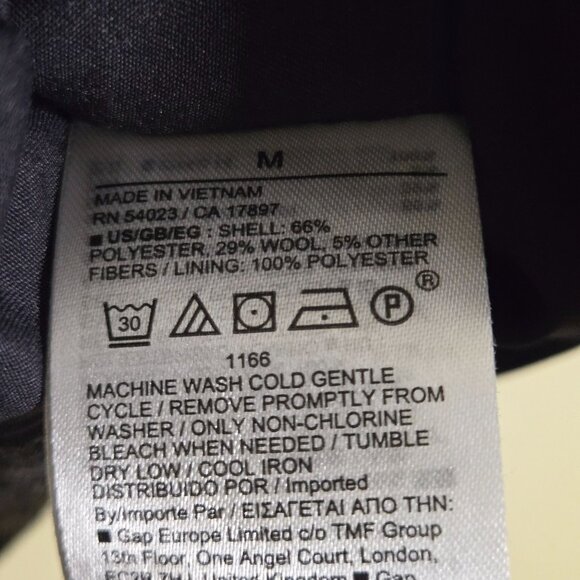 GAP Gray Herringbone Cropped Wool Blend Tweed Vest Trending Classic Size M - Picture 6 of 7